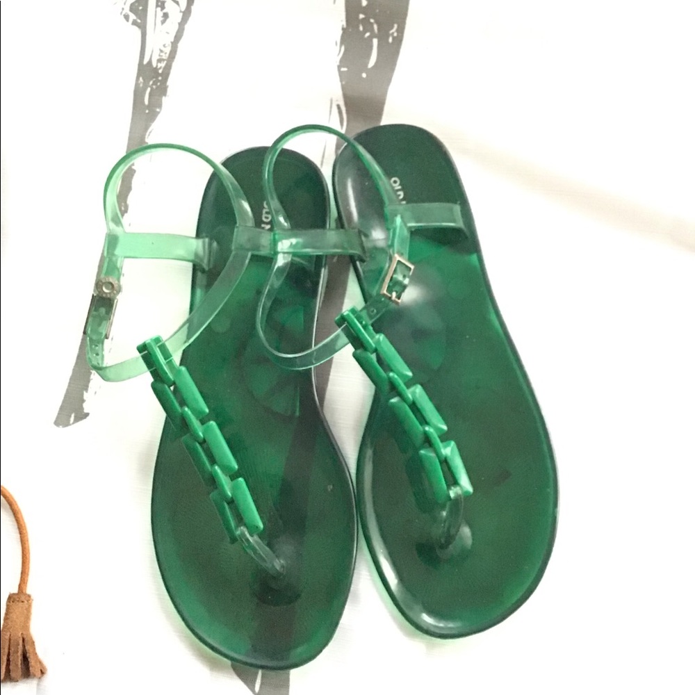Green sandals. Old navy.